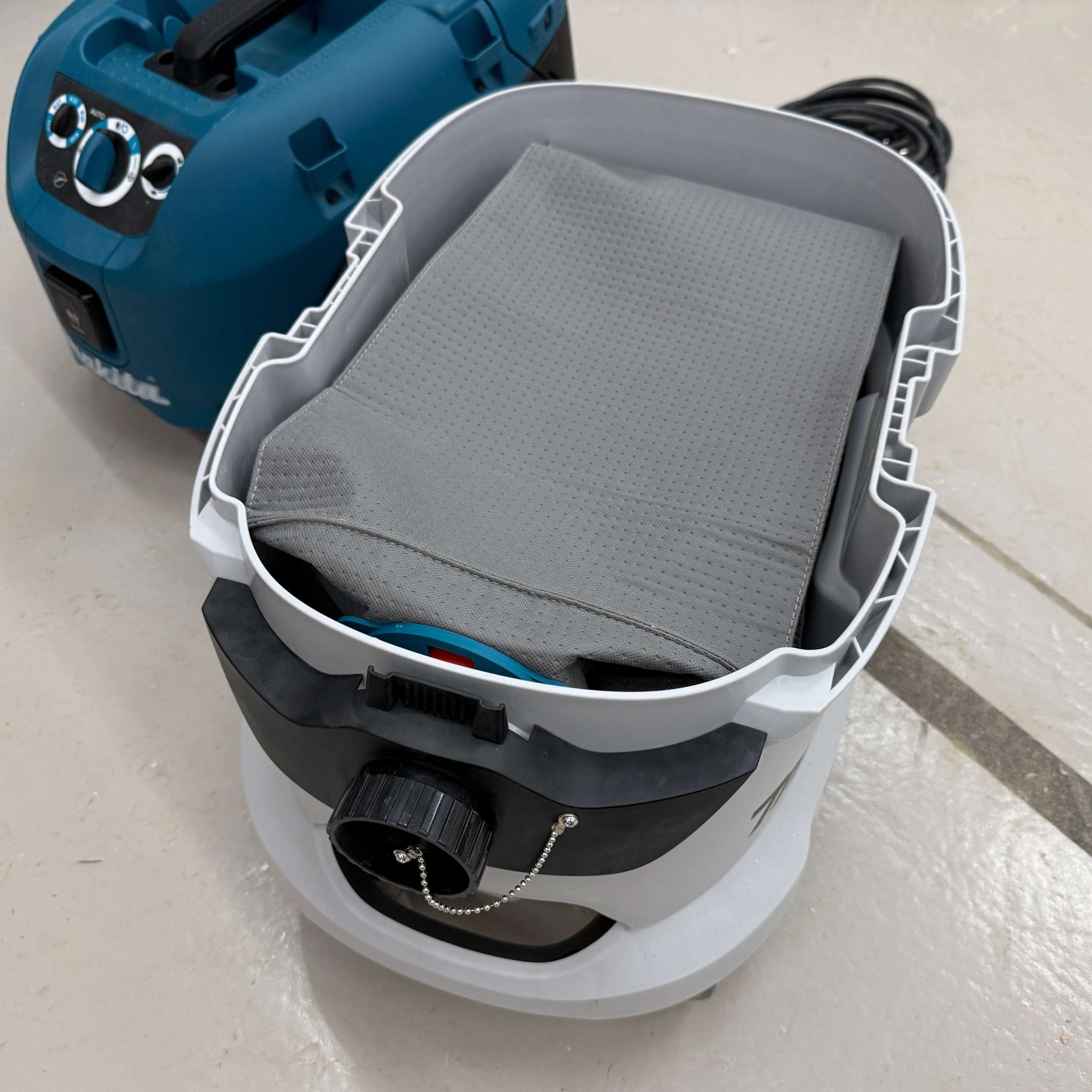 Reusable dust bag for Makita VC-4210 MX