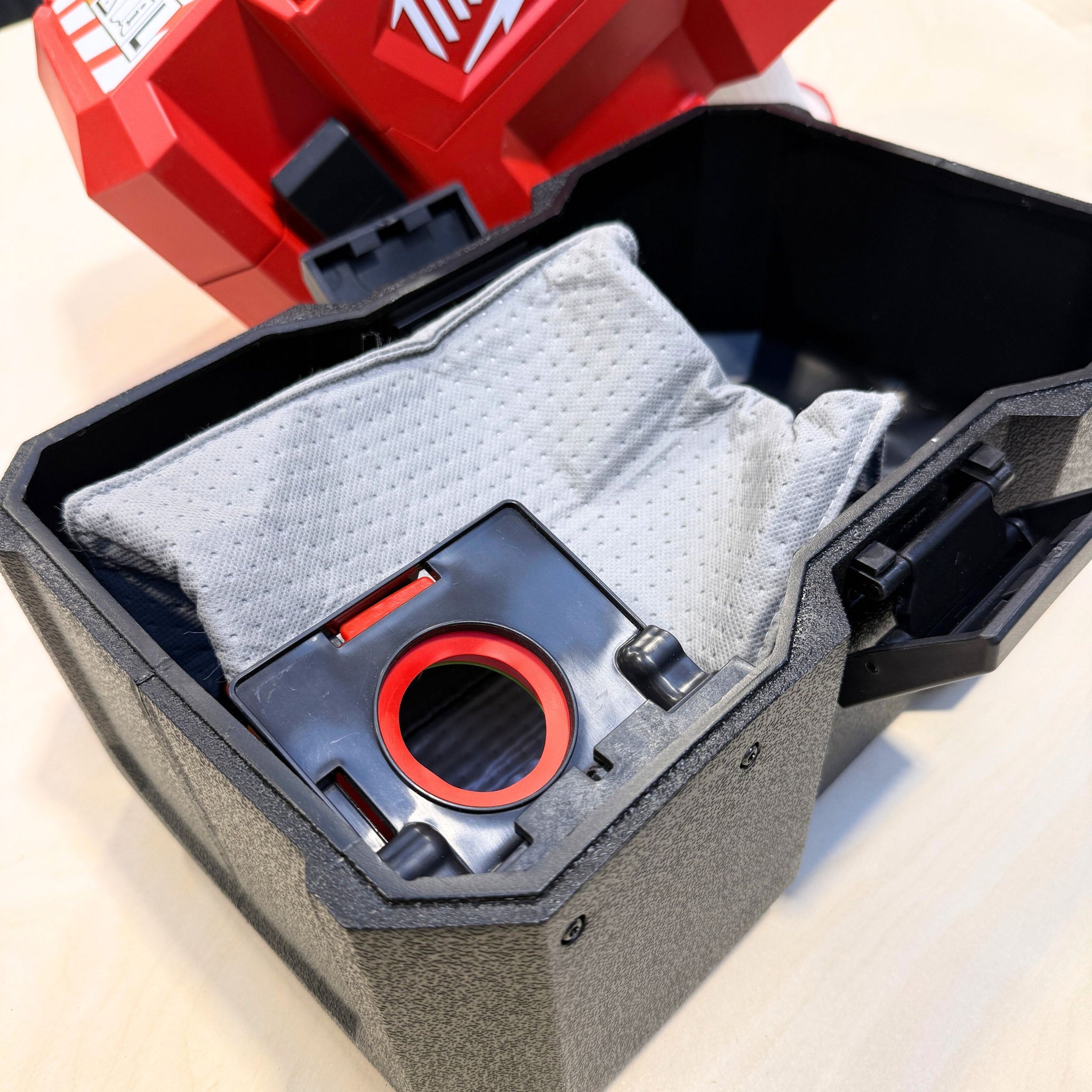 Reusable dust bag for Milwaukee M12 Fuel dust extractors – macamfilter.com